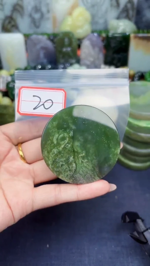 颈饰未镶嵌和田玉和田玉