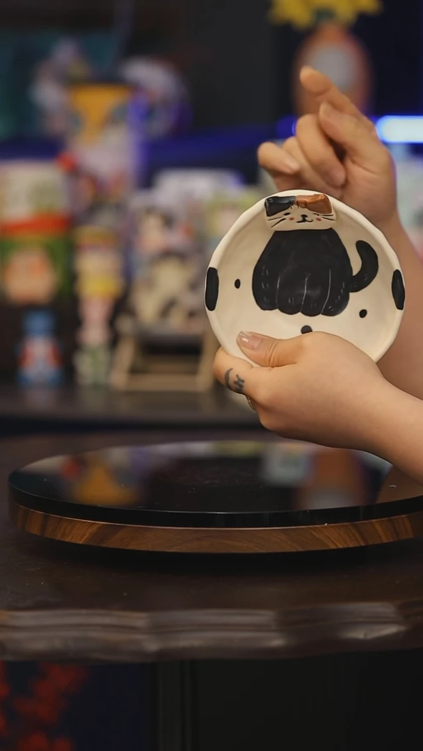 【闪购商品】摆件景德镇釉下彩绘设计师款式陶瓷