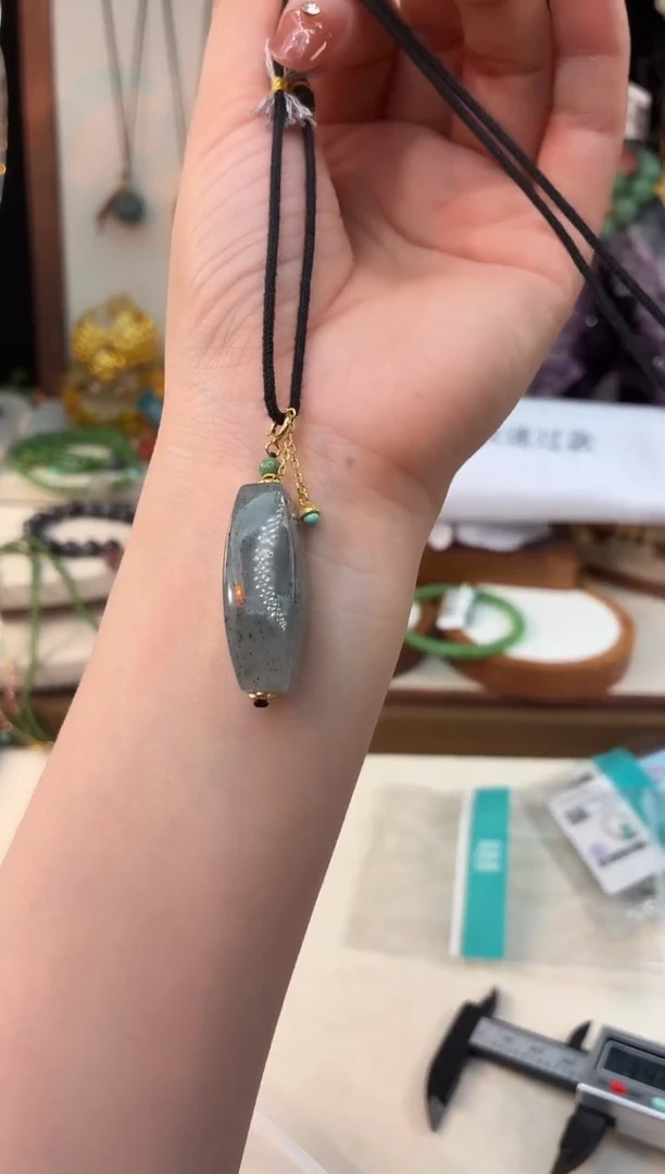 未镶嵌和田玉吊坠@@C921D019763