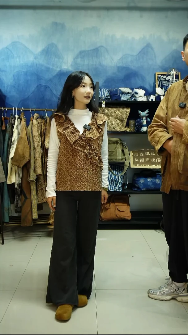 织绣手工满扎豌豆花马甲