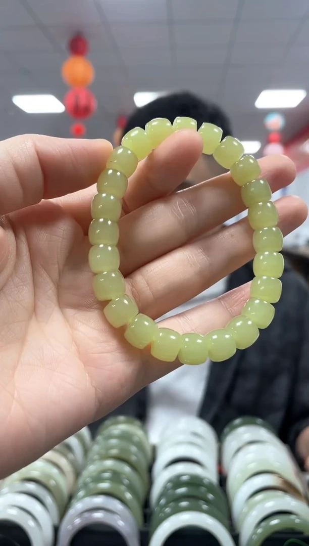 手链未镶嵌和田玉高品黄玉极限弧卡10-8手串一条