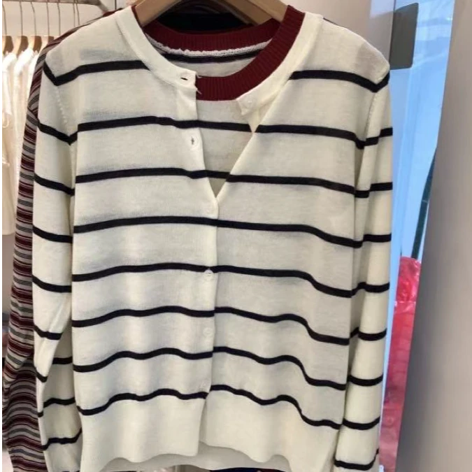 【 雨•美 推荐 】16028韩版百搭条纹两件套针织上衣