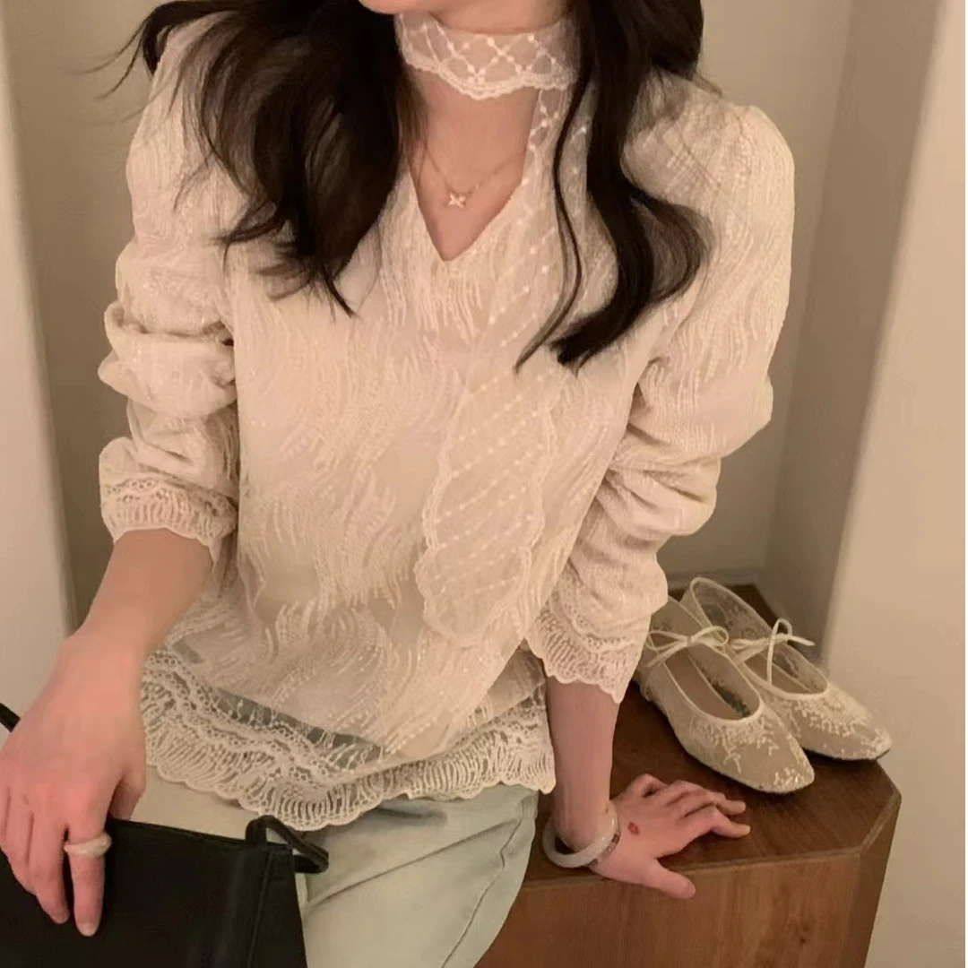 【500】Linnae韩系复古v领刺绣蕾丝飘带设计感衬衫