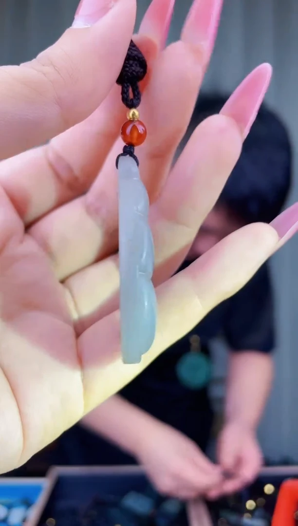 和田玉未镶嵌挂件拍一发一，多样性发货！