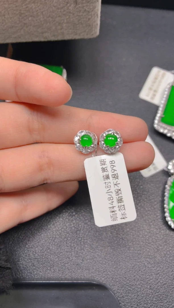 颈饰银S925镶嵌翡翠1