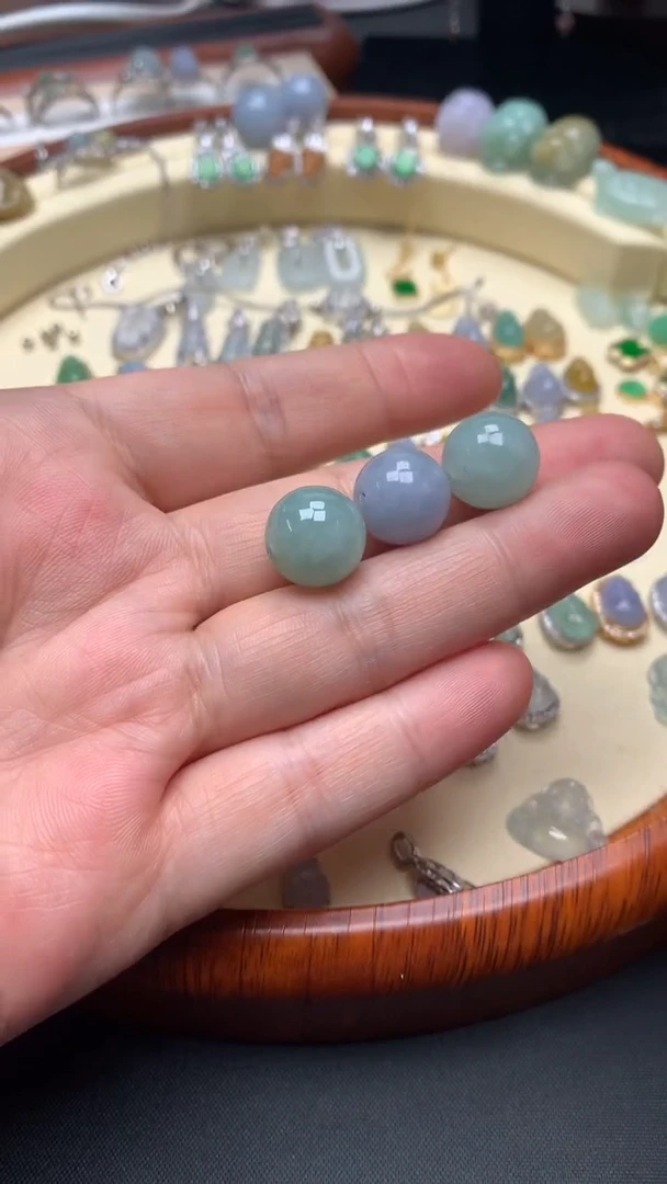 【闪购商品】翡翠散珠翡翠珠珠3个