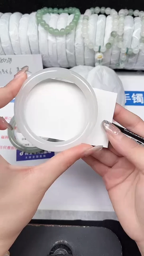 未镶嵌手镯石英质玉228-57/58