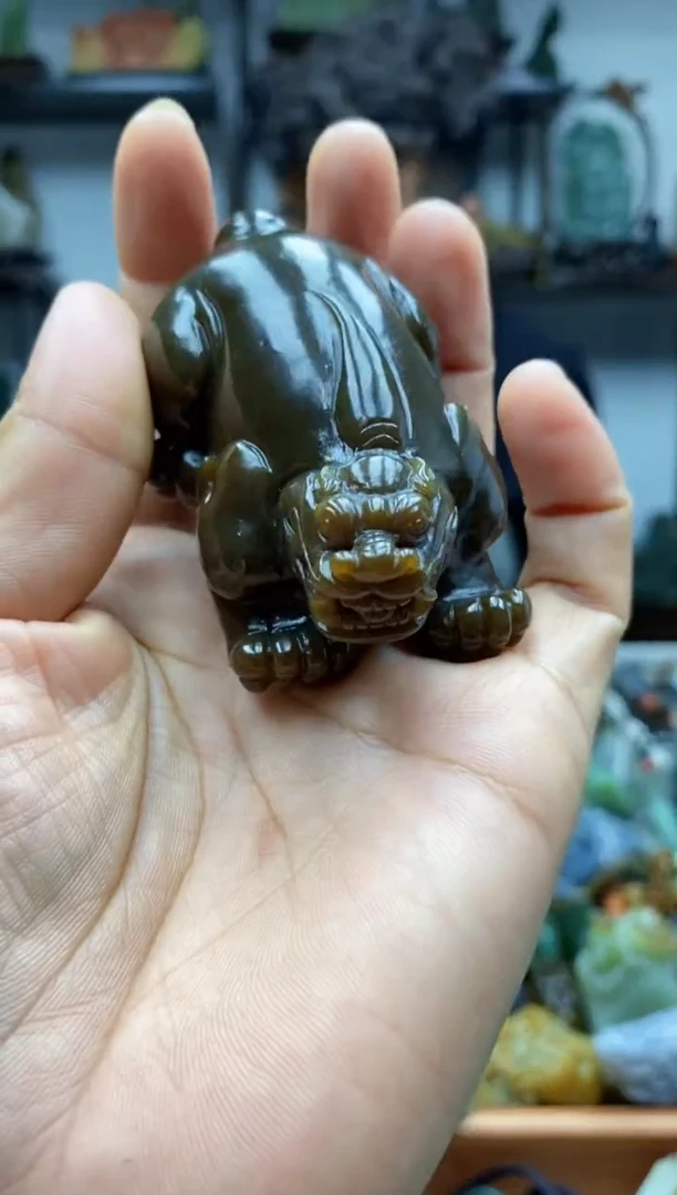 和田玉未镶嵌把件1