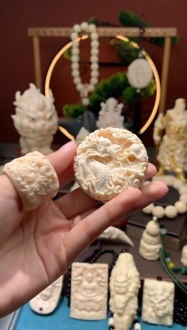 吊坠菩提根/象牙果【重工版】龙凤呈祥