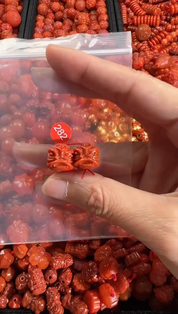 【闪购商品】南红玛瑙颈饰未镶嵌1