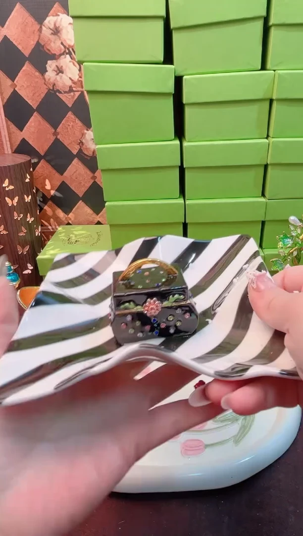 锌合金珐琅彩首饰盒摆件默认微瑕不退不换～