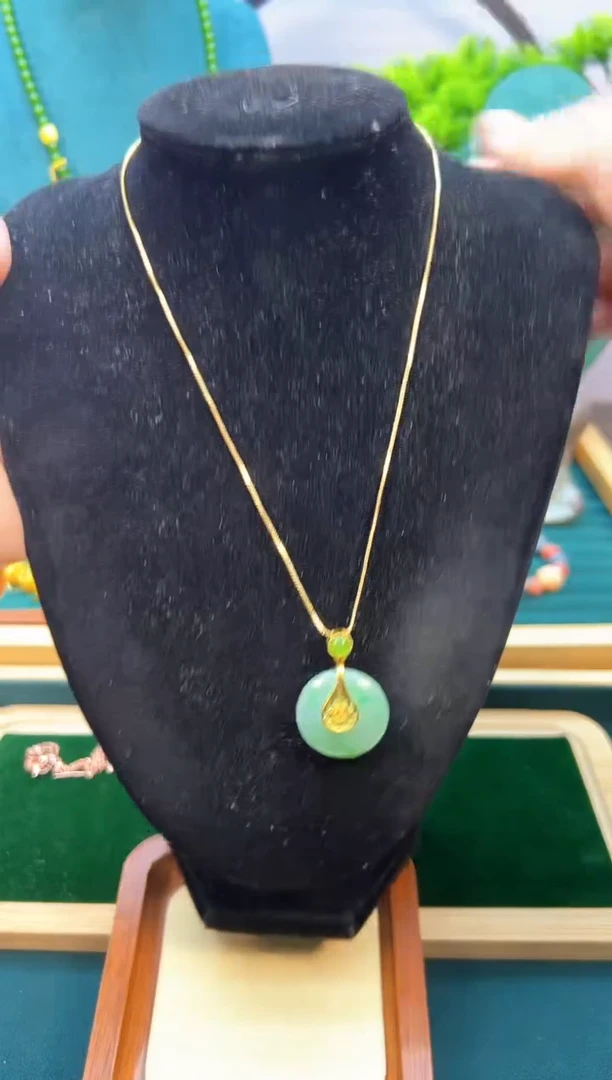 翡翠14K金镶嵌吊坠(赠链)D116