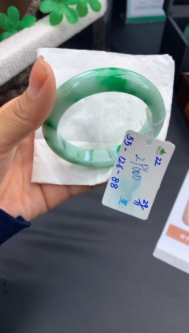 未镶嵌手镯翡翠翡翠自带#送人#，假一赔三
