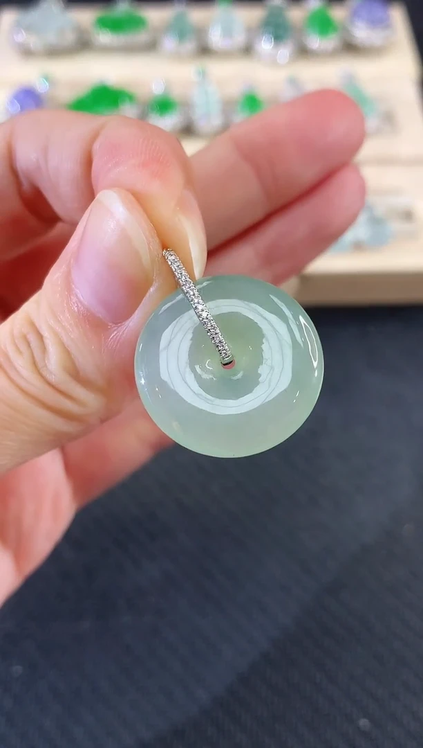 吊坠(不含链)18K金镶嵌翡翠104|1980