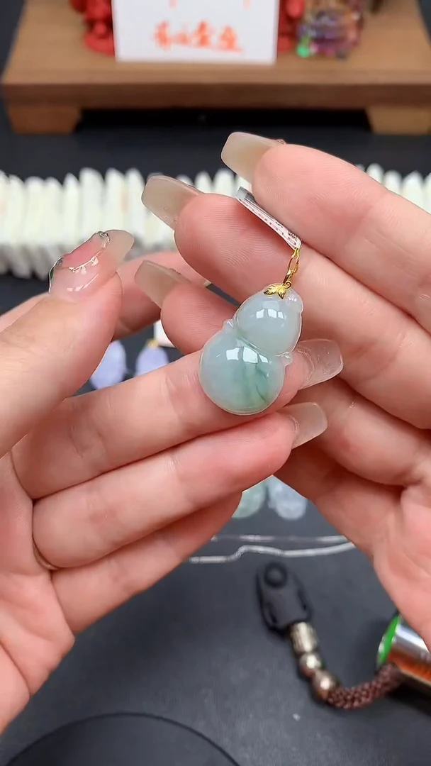 【闪购商品】翡翠吊坠(不含链)18K金镶嵌MS152904