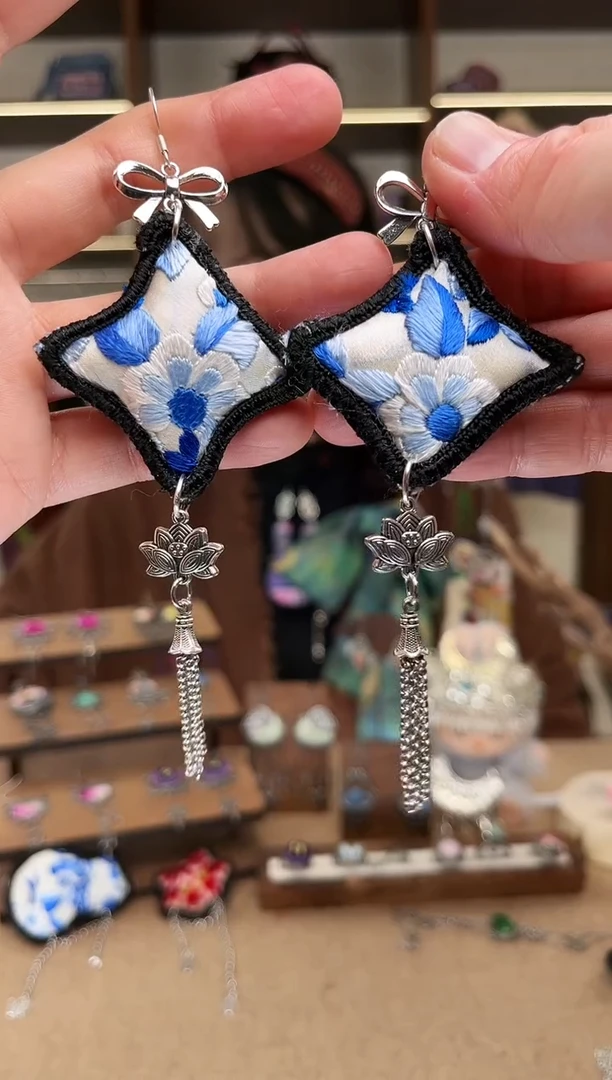 织绣1761黔东南苗族刺绣