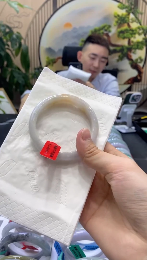 翡翠手镯未镶嵌000000005397