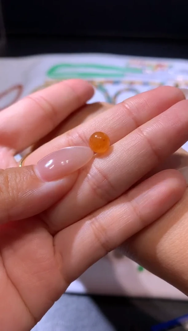 定制翡翠未镶嵌汪*墨6.7*珠子