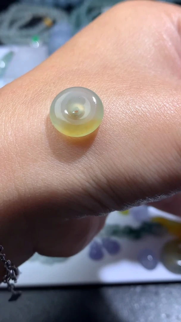 未镶嵌定制翡翠毛货