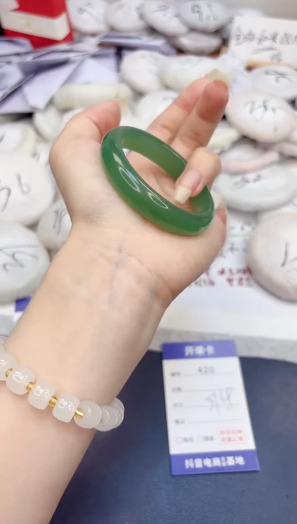 石英质玉手镯未镶嵌420-东陵玉-圈口51