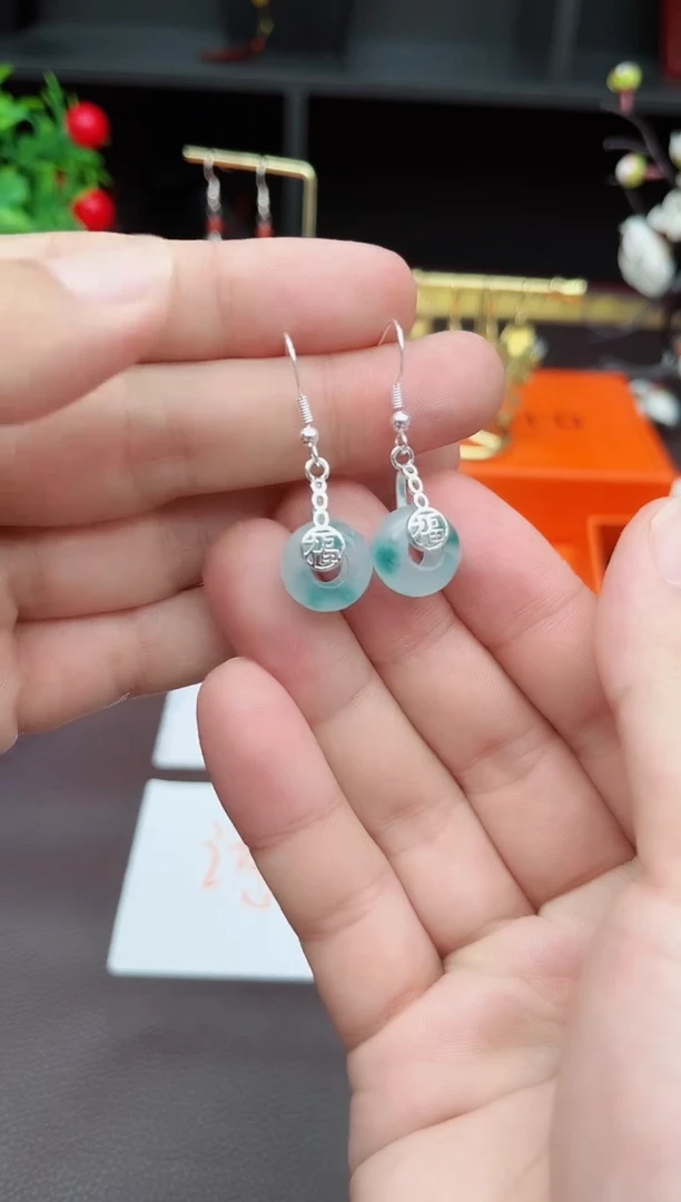 石英质玉（天山翠）银S925镶嵌耳饰721000