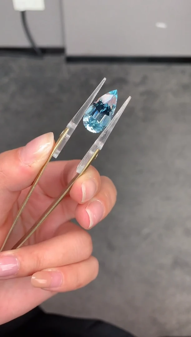 【闪购商品】海蓝宝石裸石未镶嵌8.3ct海蓝宝