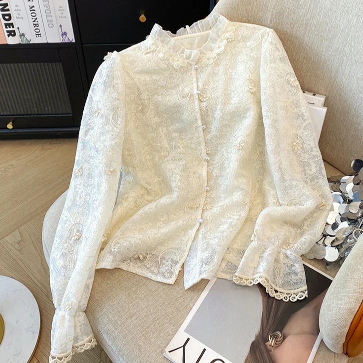 独特漂亮衬衫春法式名媛风蕾丝立领刺绣开衫木耳边喇叭袖刺绣小衫