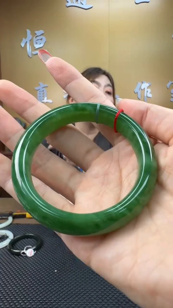 颈饰未镶嵌和田玉手镯54