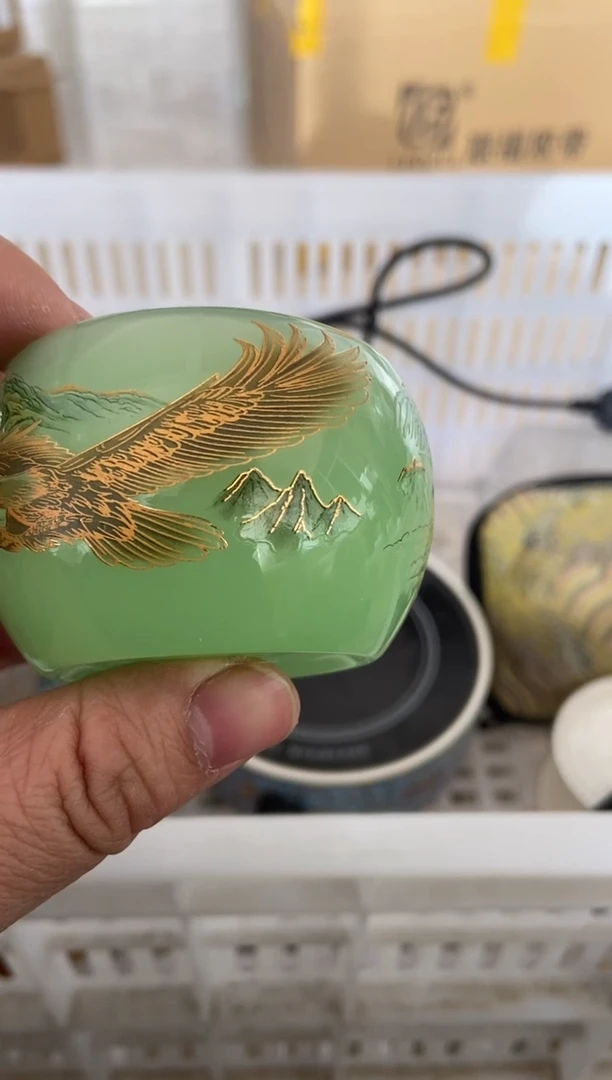 杯无运费险有瑕疵的摄影的产品有使用过的痕迹有点脏介意勿拍