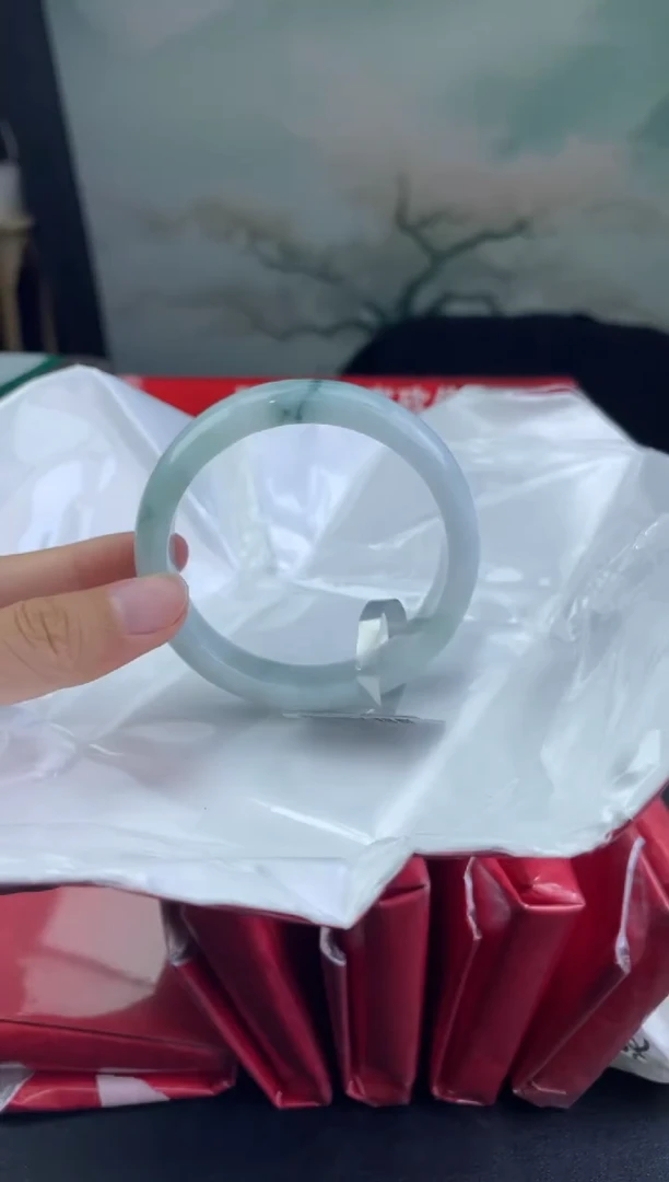 翡翠手镯未镶嵌2翡翠手镯