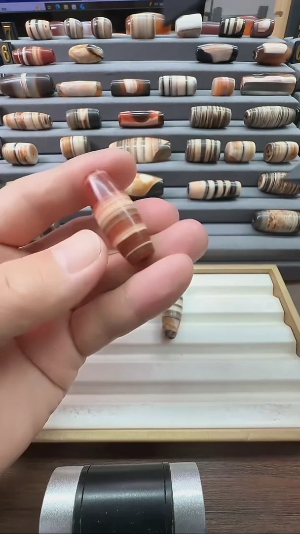 未镶嵌颈饰玛瑙/玉髓玛瑙37*15