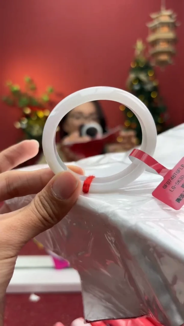 未镶嵌手镯（贵妃镯）翡翠翡翠手镯5