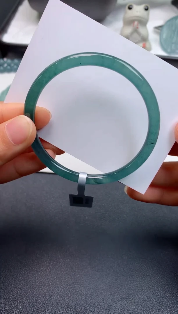 【闪购商品】翡翠手镯未镶嵌0129382471无鉴赏期