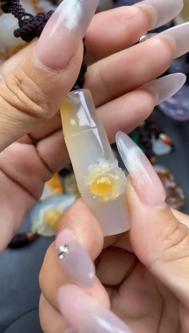【闪购商品】玛瑙/玉髓颈饰未镶嵌ll