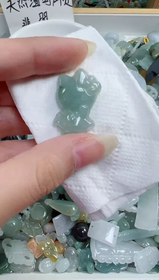 裸石翡翠296号，A货翡翠。