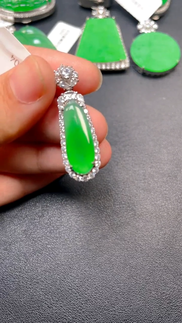 吊坠(不含链)银S925镶嵌翡翠吊坠