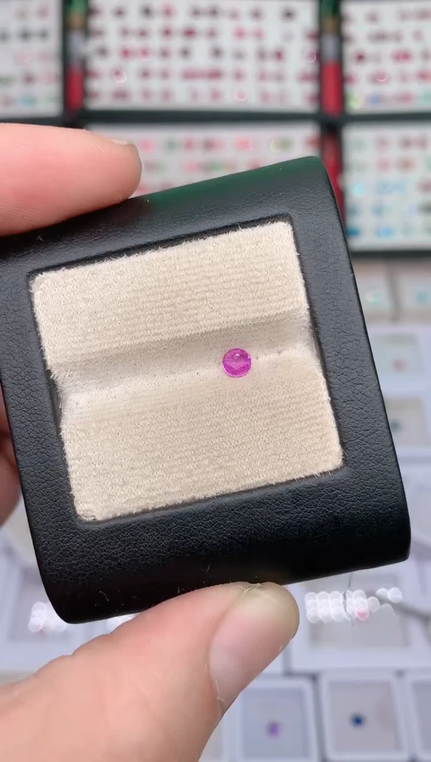 裸石蓝宝石小**麻无烧0.3ct