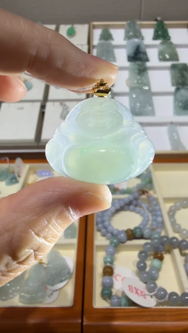 18K金镶嵌挂件翡翠A货翡翠多样性孤品