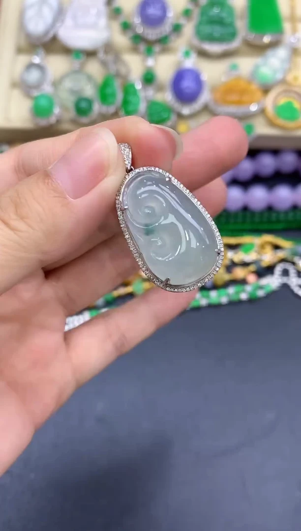 颈饰18K金镶嵌翡翠211-中国好珍宝