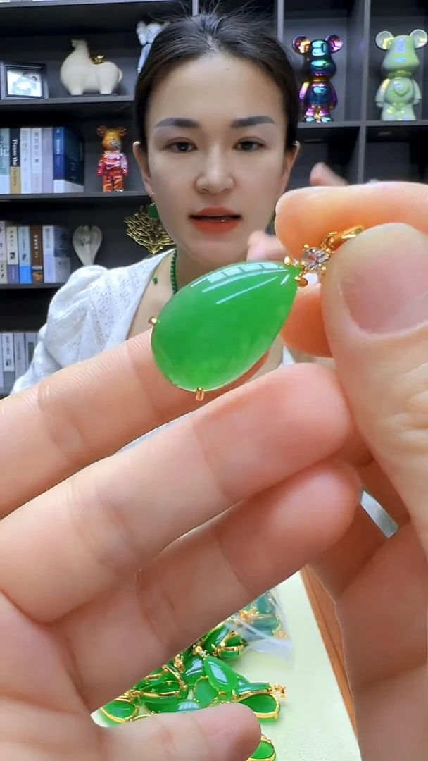 翡翠14K金镶嵌颈饰沉白diy劲饰