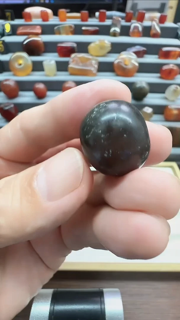 未镶嵌颈饰玛瑙/玉髓玛瑙28*24