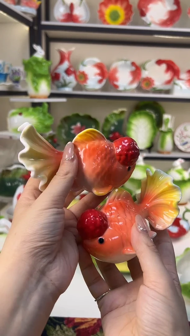 瓷兰寿鱼一对 陶瓷摆件