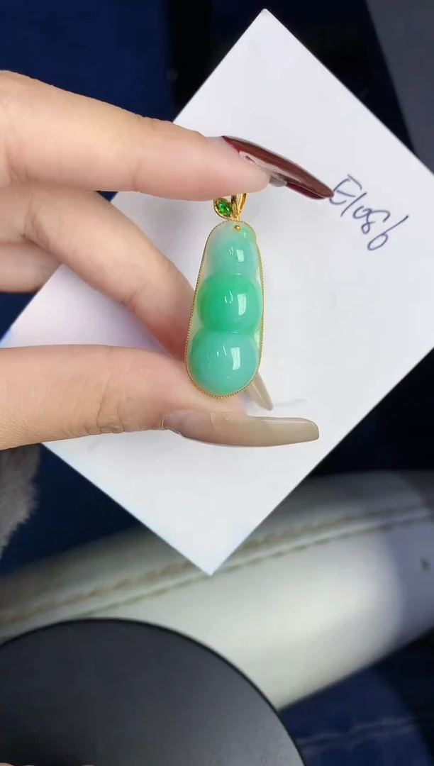 【闪购商品】翡翠颈饰18K金镶嵌00000000000