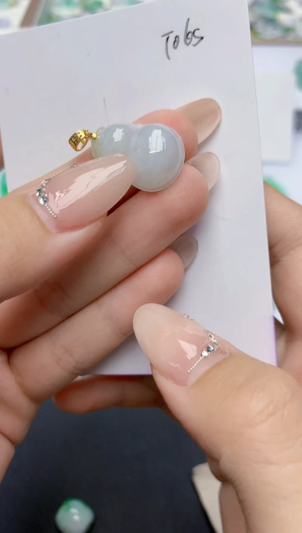 翡翠未镶嵌颈饰天然缅甸翡翠A货