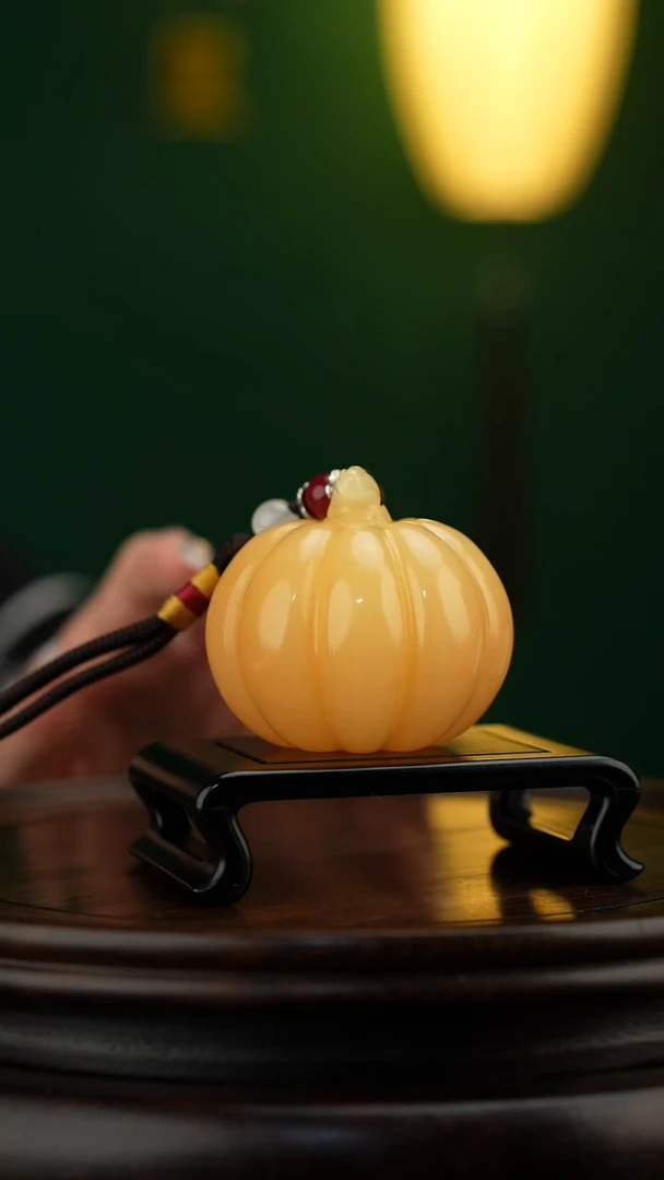 玉【小福瓜】天然玉石手把件