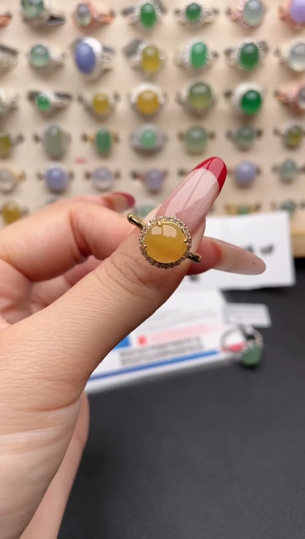 【闪购商品】翡翠戒指银S925镶嵌一物一证一礼盒