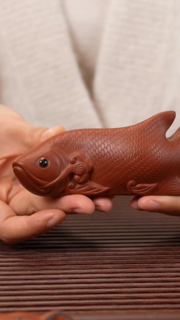 【闪购商品】紫砂茶宠金龙鱼，