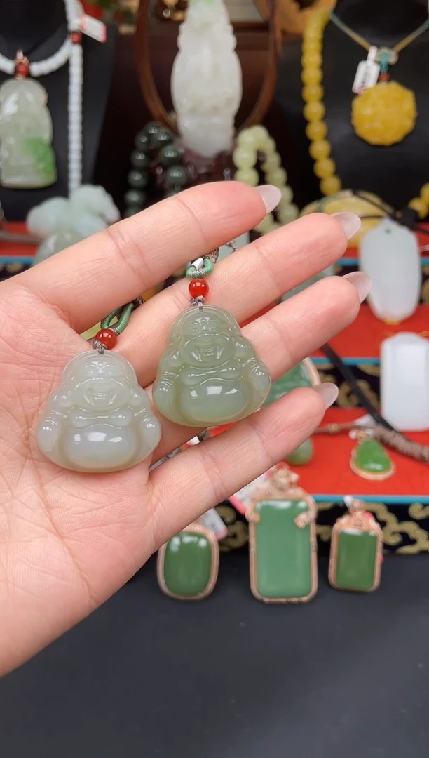 和田玉未镶嵌颈饰吊坠多样性发其一h005