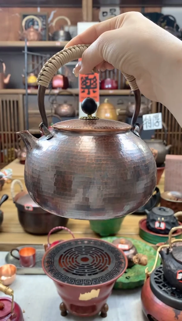 全**兴做旧提梁大肚壶