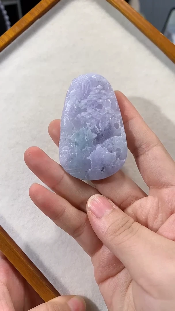 颈饰未镶嵌翡翠吊坠